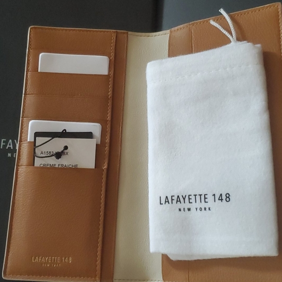 Lafayette 148 LEATHER PASSPORT HOLDER - Picture 9 of 12